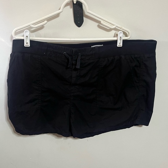 Lou & Grey Black Shorts Sz XXL - Picture 2 of 10
